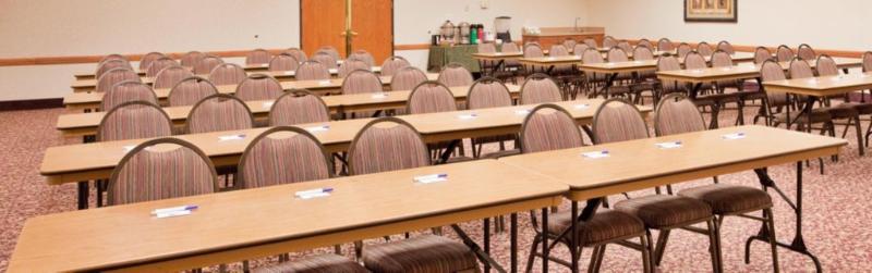 Holiday Inn Express Hotel & Suites Columbus By Ihg Εξωτερικό φωτογραφία