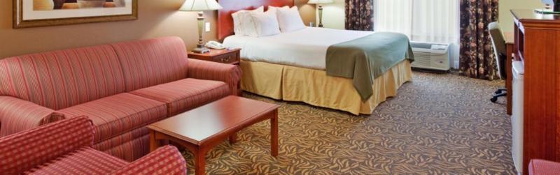 Holiday Inn Express Hotel & Suites Columbus By Ihg Εξωτερικό φωτογραφία