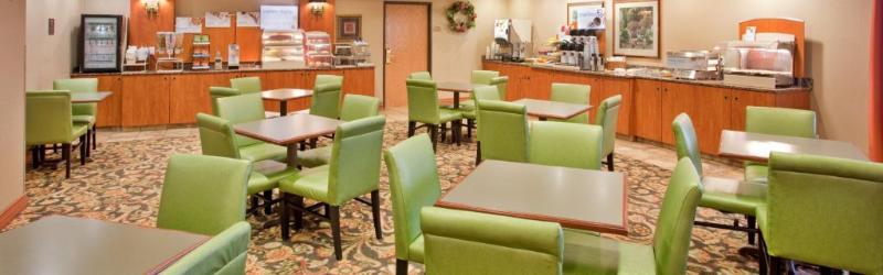 Holiday Inn Express Hotel & Suites Columbus By Ihg Εξωτερικό φωτογραφία