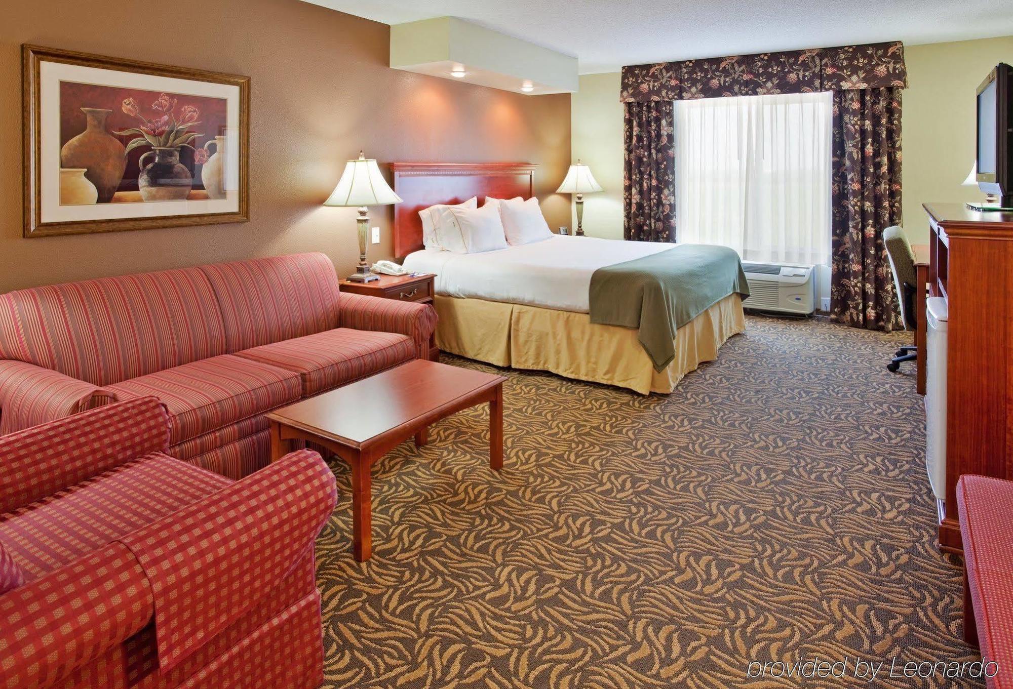 Holiday Inn Express Hotel & Suites Columbus By Ihg Δωμάτιο φωτογραφία